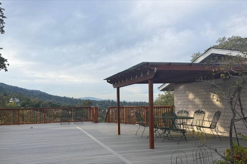 Los Gatos · redwood pergola, composite deck