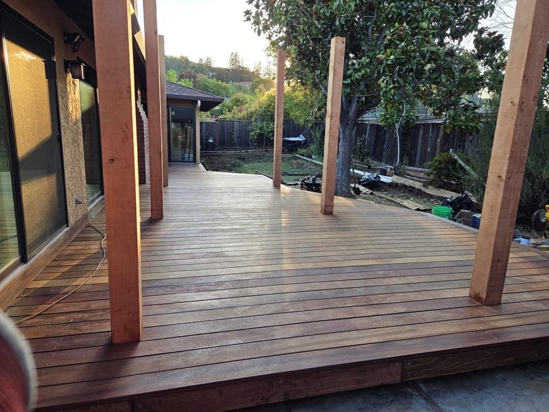 Redwood posts up