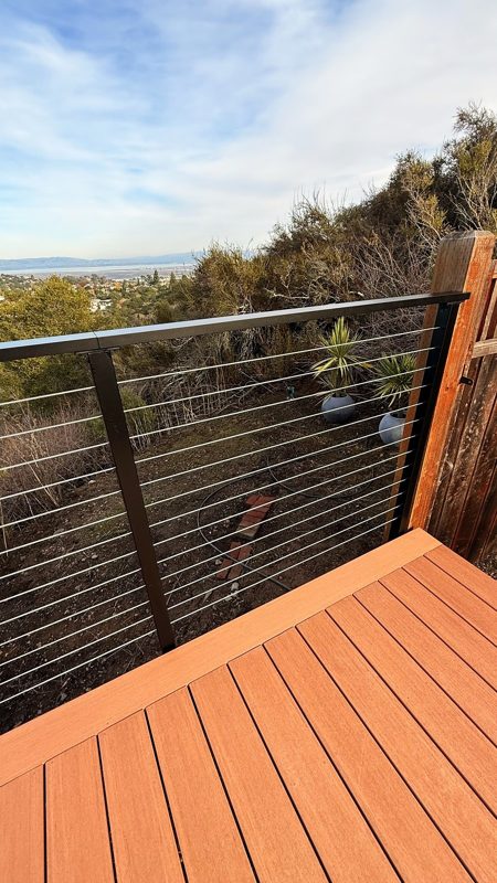 Cable railing at the corner