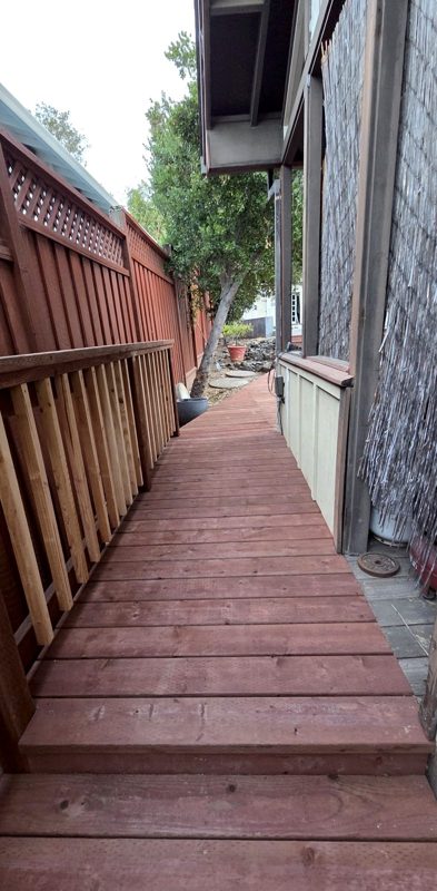 Side walkway, finished